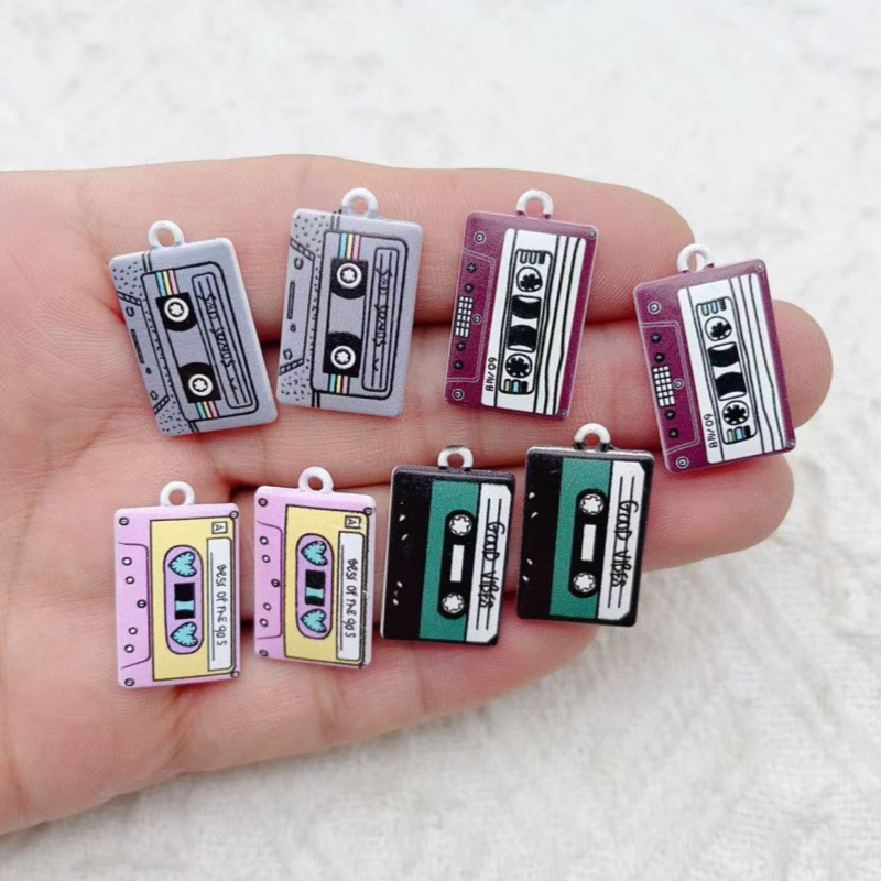 อุปกรณ์ตกแต่งเครื่องประดับโลหะ - Earrings บทวิจารณ์และราคา