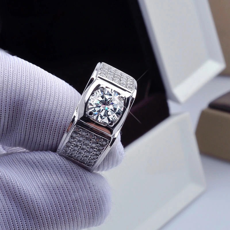 ใหม่ Four-Claw จําลอง Moissani - Moissanite Engagement Ring 1 Carat บทวิจารณ์และราคา