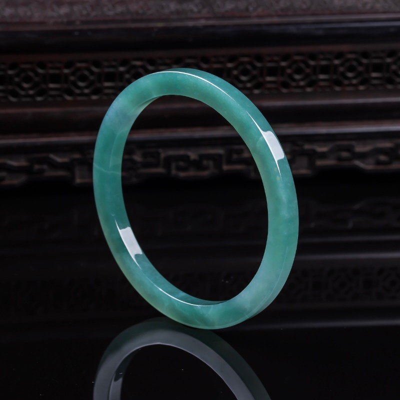 หยกธรรมชาติ 48-62 มม. หยกพม่าส - Bracelets บทวิจารณ์และราคา