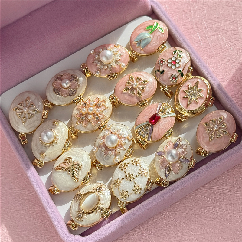 สร้อยคอจี้รูปวงรีลายดอกไม้สีชม - Heart Locket Necklace Photo บทวิจารณ์และราคา